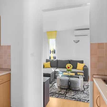 Sana With Sea View Apartment Novigrad Istria